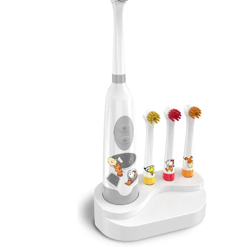 Peanuts Yellow and White Electric Toothbrush Set